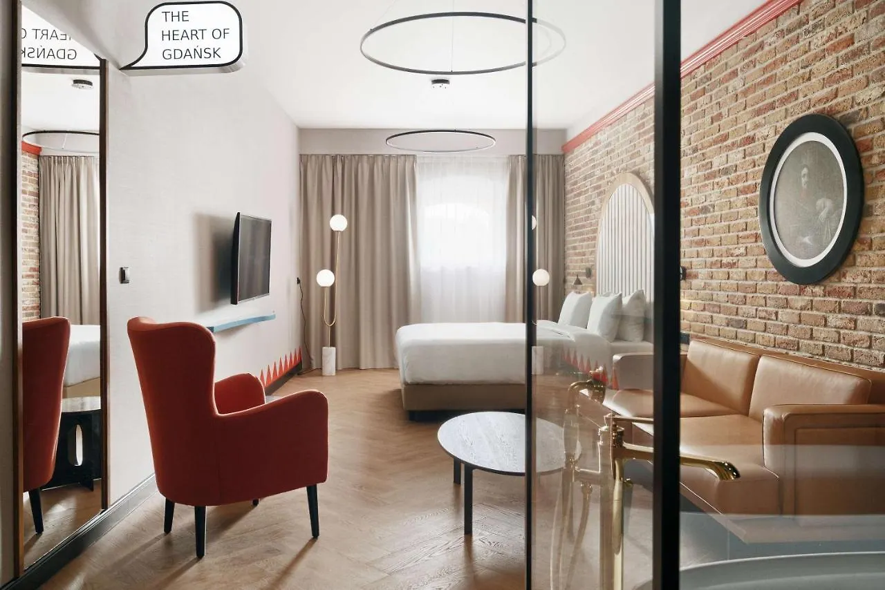Radisson Red Gdansk, Wyspa Spichrzow 4*, Gdansk