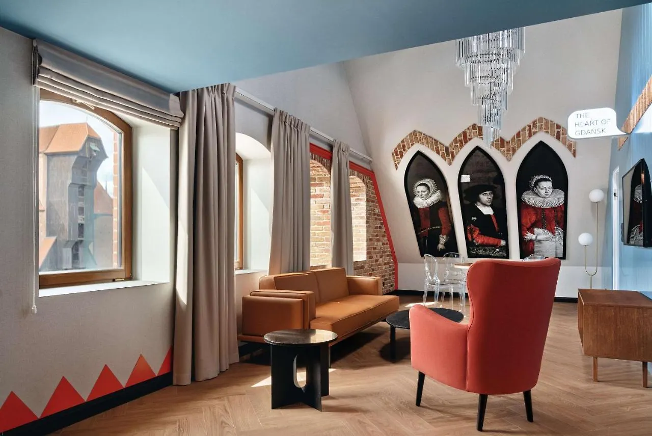 Radisson Red Gdansk, Wyspa Spichrzow